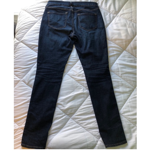 Old Navy jeans! Fabulous condition!! - Picture 2 of 4